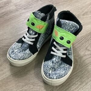 Star Wars Mandalorian Baby Yoda High‎ Top Shoes Toddler Size 10